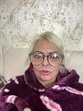 Snapshot of Gardener_of_Illusions chatting on 02-25-25, 03:31 Gardener of Illusions online show from 02-25-25, 03:31