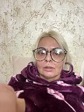 Snapshot of Gardener_of_Illusions chatting on 02-25-25, 06:36 Gardener of Illusions online show from 02-25-25, 06:36