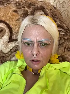 Snapshot of Gardener_of_Illusions chatting on 02-27-25, 06:18 Gardener of Illusions online show from 02-27-25, 06:18