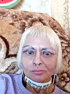 Snapshot of Gardener_of_Illusions chatting on 03-05-25, 08:21 Gardener of Illusions online show from 03-05-25, 08:21