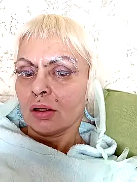 Snapshot of Gardener_of_Illusions chatting on 03-05-25, 11:16 Gardener of Illusions online show from 03-05-25, 11:16