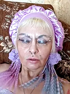 Snapshot of Gardener_of_Illusions chatting on 03-14-25, 02:19 Gardener of Illusions online show from 03-14-25, 02:19