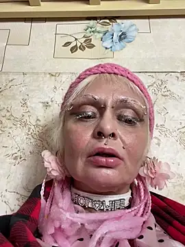 Snapshot of Gardener_of_Illusions chatting on 03-17-25, 09:45 Gardener of Illusions online show from 03-17-25, 09:45