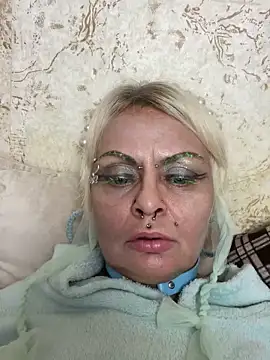 Snapshot of Gardener_of_Illusions chatting on 09-27-25, 12:04 Gardener of Illusions online show from 09-27-25, 12:04