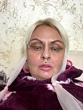 Snapshot of Gardener_of_Illusions chatting on 10-04-25, 04:10 Gardener of Illusions online show from 10-04-25, 04:10