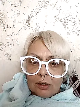 Snapshot of Gardener_of_Illusions chatting on 11-03-25, 04:41 Gardener of Illusions online show from 11-03-25, 04:41