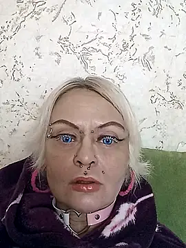 Snapshot of Gardener_of_Illusions chatting on 12-17-25, 01:50 Gardener of Illusions online show from 12-17-25, 01:50