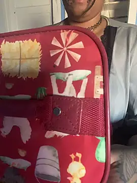 y0urlilgf online show from 01-06-26, 07:06