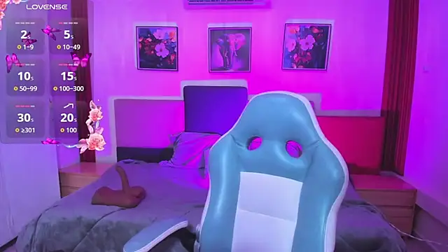 estrella bigboobs14 online show from 12-19-25, 10:00