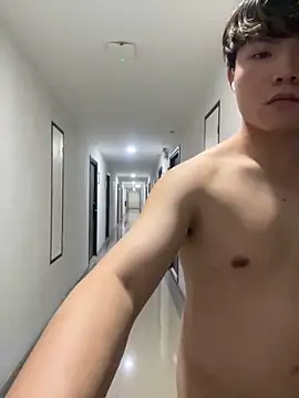 Snapshot of thehornyboyz chatting on 02-06-25, 07:07 thehornyboyz online show from 02-06-25, 07:07