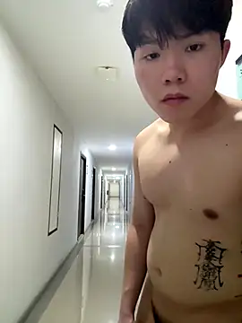 Snapshot of thehornyboyz chatting on 10-29-25, 02:52 thehornyboyz online show from 10-29-25, 02:52