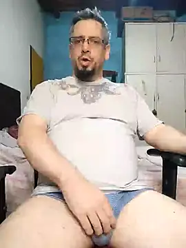 Snapshot of MrBig_2024 chatting on 01-13-25, 03:58 MrBig 2024 online show from 01-13-25, 03:58