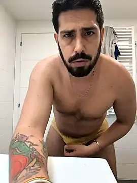 cricrimsBarcelona online show from 12-29-24, 09:09