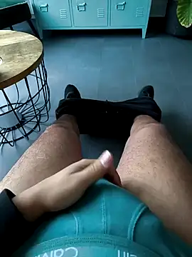 cricrimsBarcelona online show from 01-20-25, 07:25