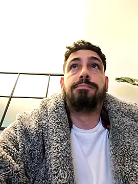 cricrimsBarcelona online show from 02-19-25, 07:38