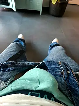 cricrimsBarcelona online show from 10-30-25, 07:21