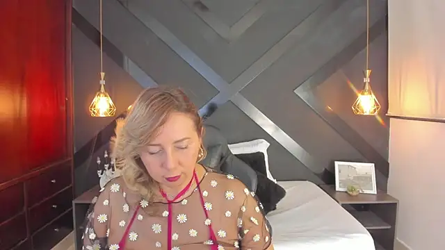 Snapshot of andre_soto_ chatting on 11-15-25, 02:20 andre soto online show from 11-15-25, 02:20