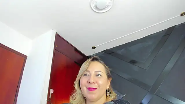 Snapshot of andre_soto_ chatting on 11-20-25, 03:28 andre soto online show from 11-20-25, 03:28