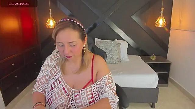 Snapshot of andre_soto_ chatting on 11-29-25, 02:25 andre soto online show from 11-29-25, 02:25