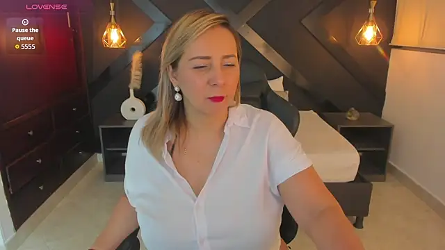 andre soto  online show from 04-15-26, 01:45