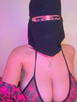 shanelle0 online show from 12-24-24, 12:00