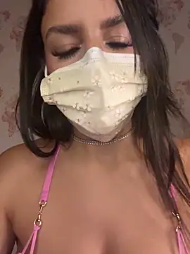 shanelle0 online show from 09-19-25, 11:49