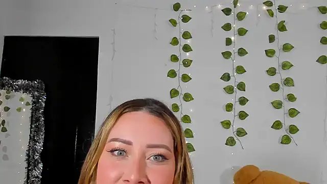 JanneKim online show from 03-12-26, 02:23