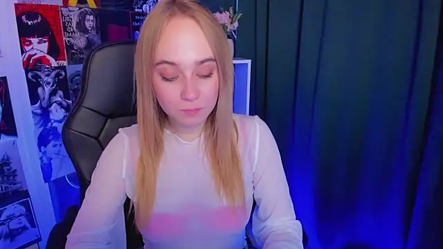 LianaBright online show from 12-28-24, 02:54