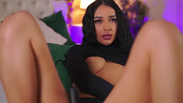 DeniseDevilles online show from 12-20-24, 01:54