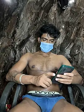 rony6663 online show from 11-09-25, 08:23