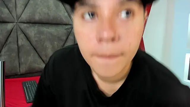 AbbySmiitth  online show from 02-04-26, 10:26