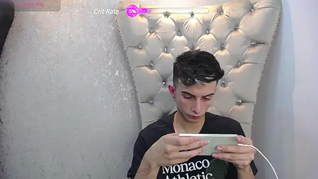 Snapshot of MrWilliseo chatting on 12-12-24, 01:53 MrWilliseo online show from 12-12-24, 01:53