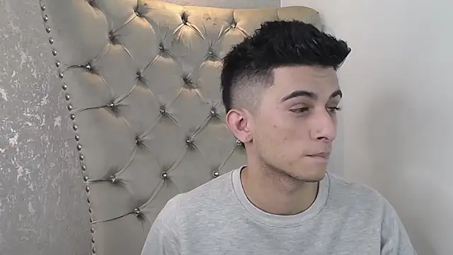 Snapshot of MrWilliseo chatting on 01-24-25, 06:14 MrWilliseo online show from 01-24-25, 06:14