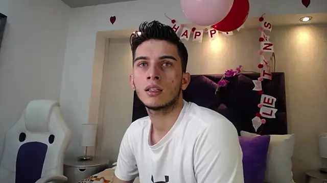 Snapshot of MrWilliseo chatting on 02-17-25, 08:58 MrWilliseo online show from 02-17-25, 08:58