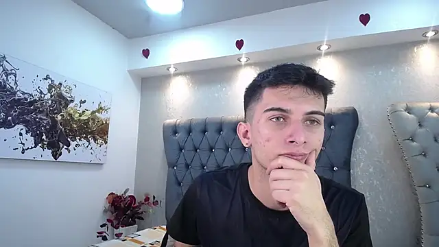 Snapshot of MrWilliseo chatting on 02-24-25, 07:30 MrWilliseo online show from 02-24-25, 07:30