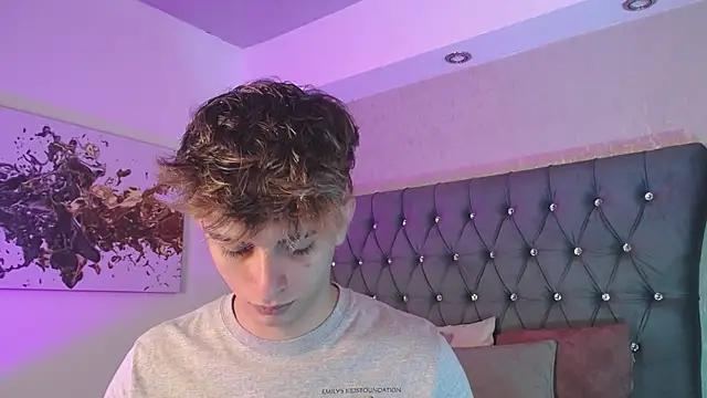 Snapshot of MrWilliseo chatting on 09-29-25, 02:06 MrWilliseo online show from 09-29-25, 02:06