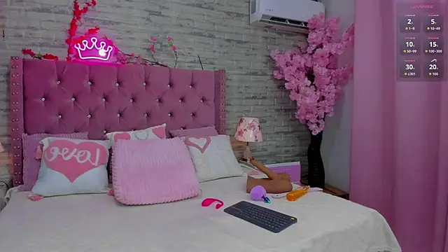 AshleyNelsonn online show from 02-13-26, 09:11