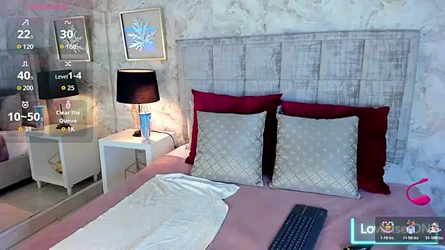 MadisonHunter2024 online show from 12-20-25, 01:40