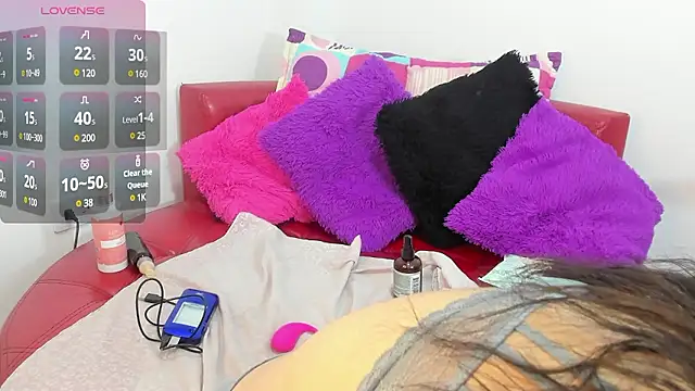 yahaira  online show from 12-03-24, 01:32