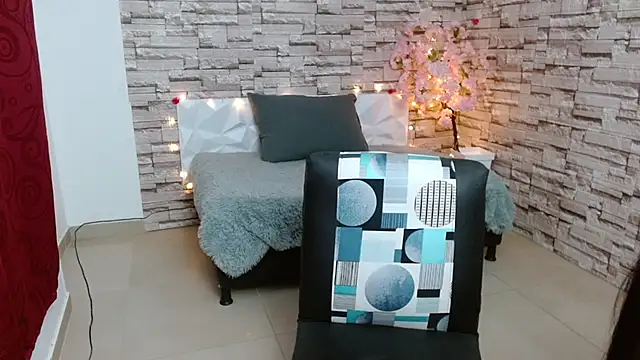 Vanse lust online show from 12-21-24, 01:47