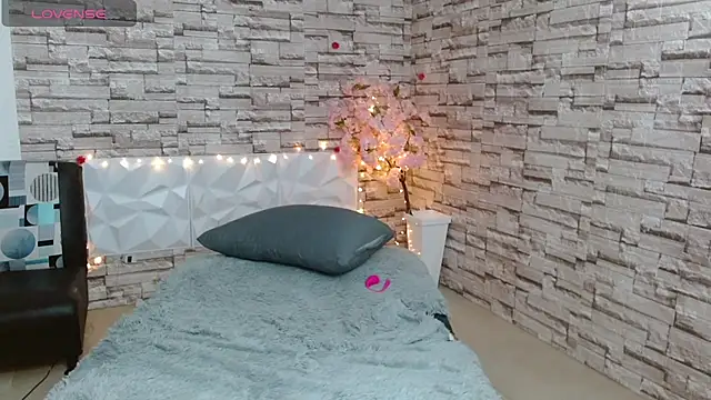 Vanse lust online show from 03-06-25, 12:32