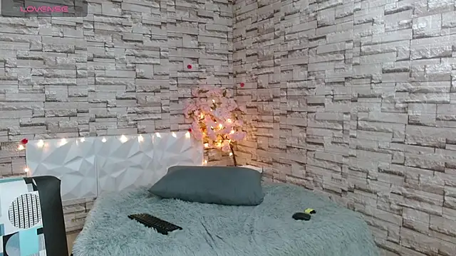 Vanse lust online show from 03-18-25, 01:53