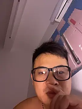 lixiaoshuai8 online show from 10-09-25, 06:55