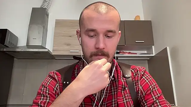 cute mark online show from 12-23-24, 12:52