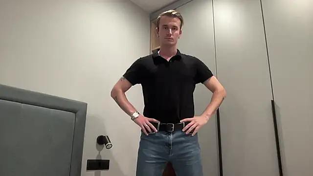 cute mark online show from 10-07-25, 04:37