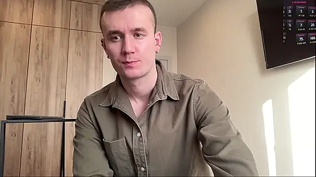 Snapshot of cute_mark chatting on 03-09-26, 08:18 cute mark online show from 03-09-26, 08:18