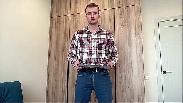 Snapshot of cute_mark chatting on 03-14-26, 06:19 cute mark online show from 03-14-26, 06:19