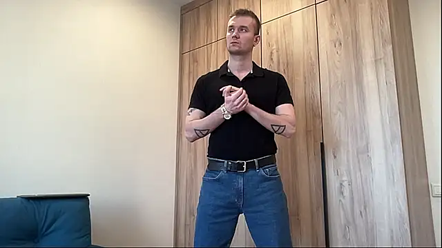 Snapshot of cute_mark chatting on 03-15-26, 05:24 cute mark online show from 03-15-26, 05:24