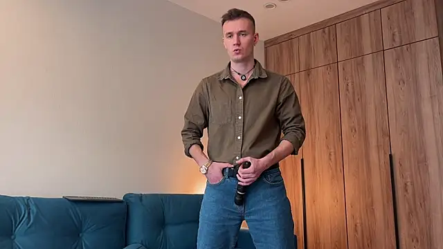 Snapshot of cute_mark chatting on 04-15-26, 06:31 cute mark online show from 04-15-26, 06:31