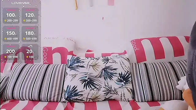 Snapshot of Kele-168 chatting on 12-18-24, 12:54 Kele-168 online show from 12-18-24, 12:54